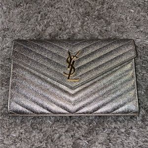 Saint Laurent Grain De Poudre Monogram Wallet On Chain